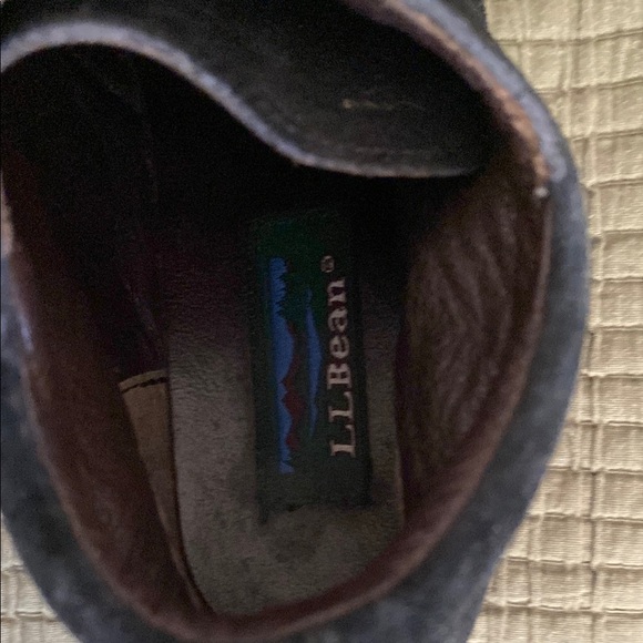 Women’s L.L. Bean suede booties - size 8 - Picture 4 of 5